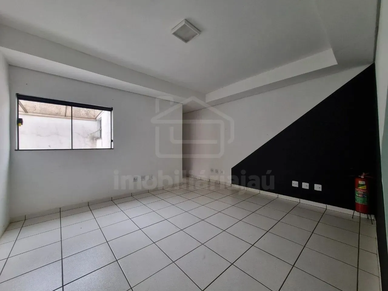 Sala para locação no centro