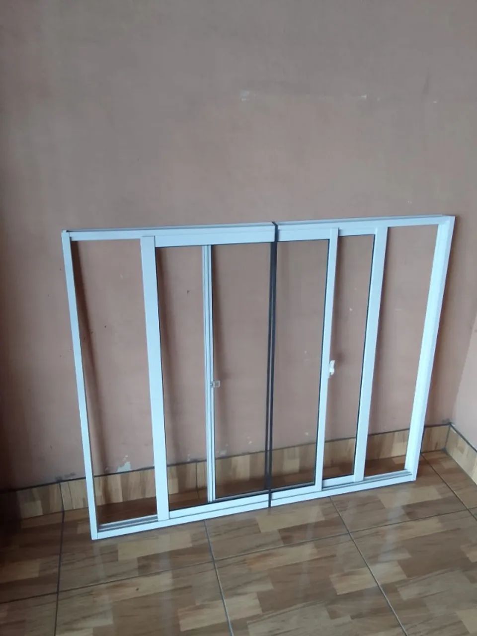 Janela de Alumínio 487276380181637121