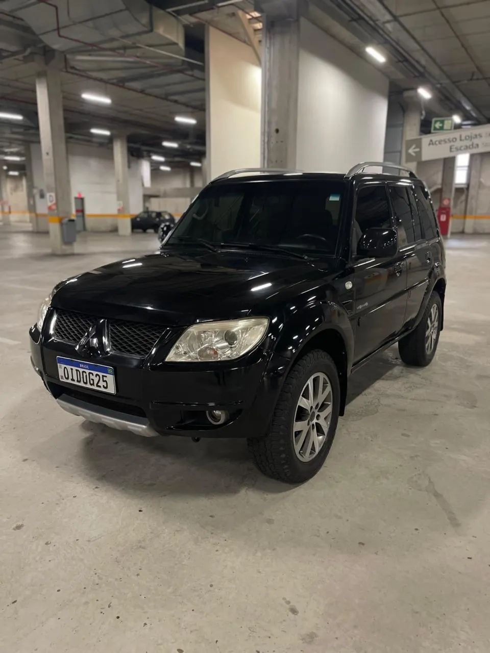 Mitsubishi Pajero 2013