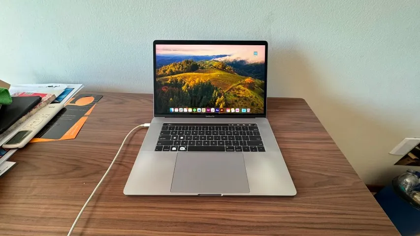 macbook pro 2019 15