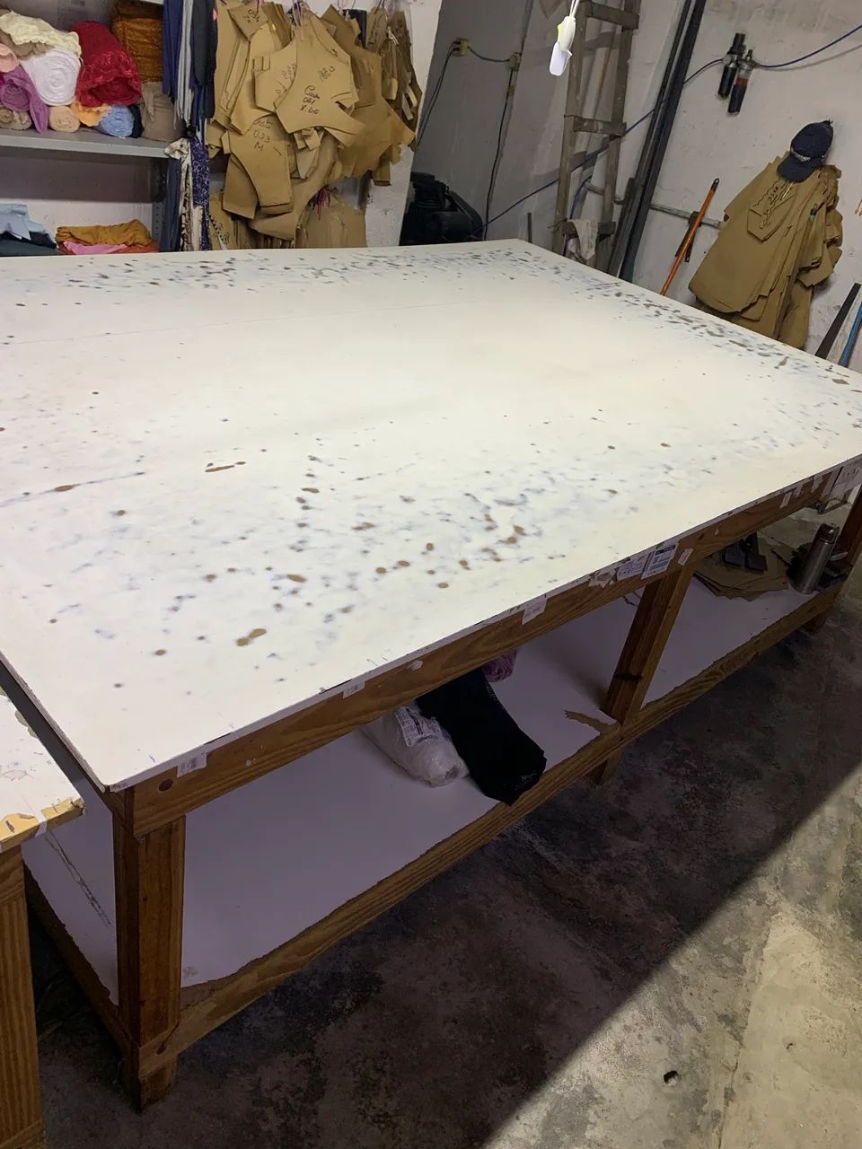 Mesa de corte reforçada 1.84 x 276
