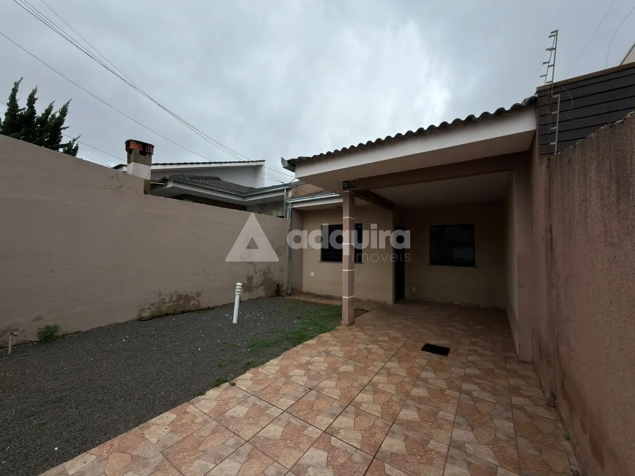 Casa com 100m², 3 Quartos e 2 Vagas em Uvaranas - Foto 2