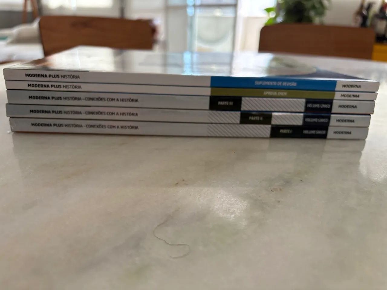 Coleção Moderna Plus História - Partes I, II, III + Revisão + Aprova ENEM - Foto 4