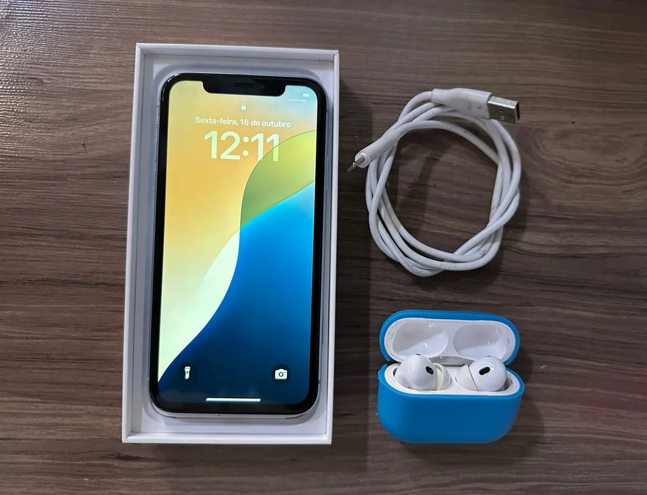 IPHONE XR  - Foto 2