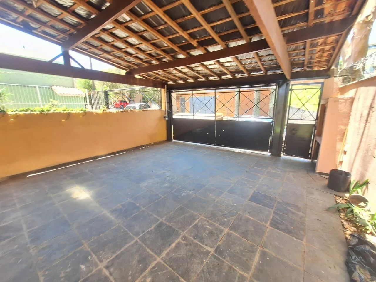 SOBRADO COM 4 QUARTOS E QUINTAL FL26 - Foto 5