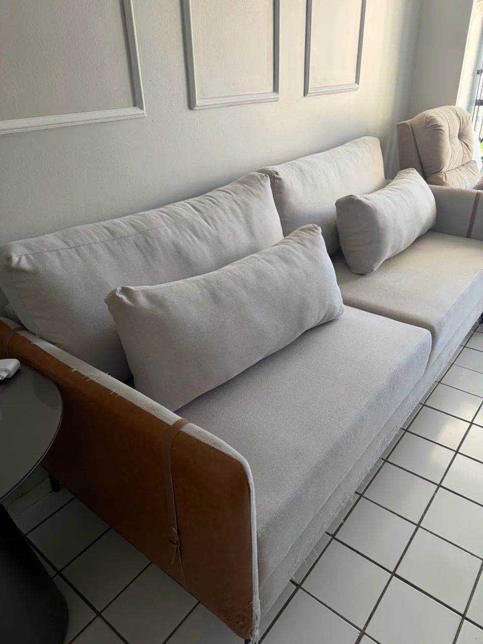 Vendo uma mesa e sofá em perfeito estado! - Foto 3