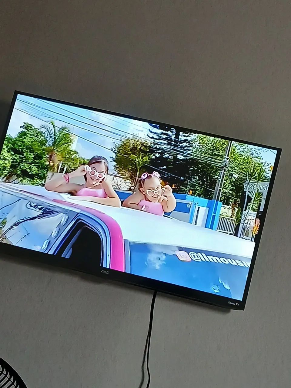 Tv AOC roku - Foto 2
