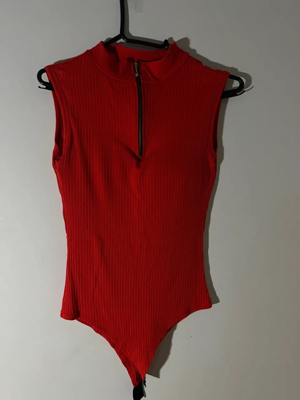 body vermelho