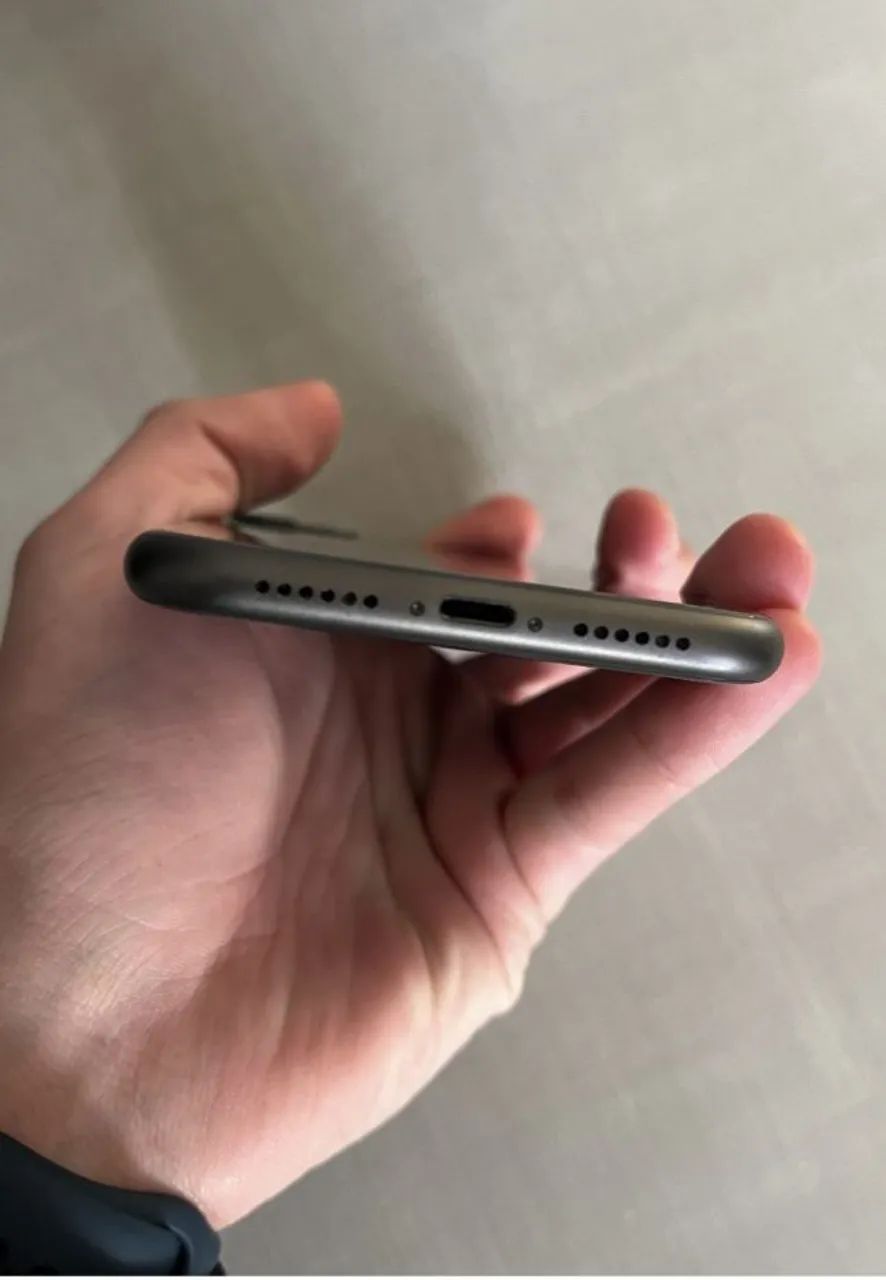 Iphone 11 - Foto 3