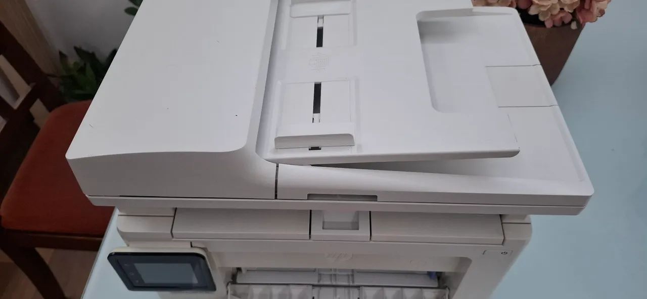 Impressora hp laserjet Pro MFP M 130fw usada - Foto 3