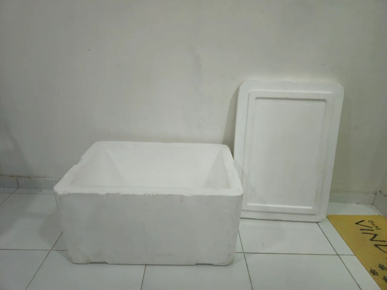 Caixa de Isopor 200L