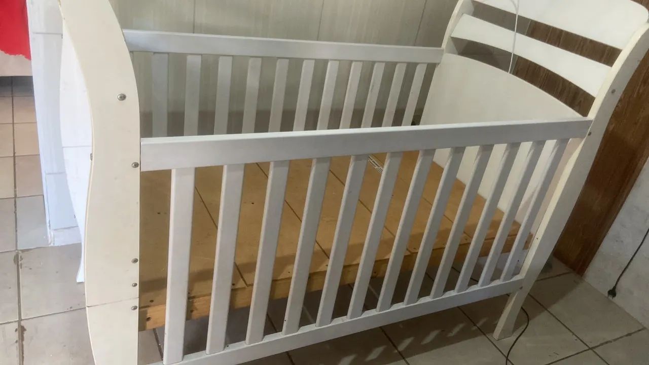Berço grande cor branca  - Foto 2