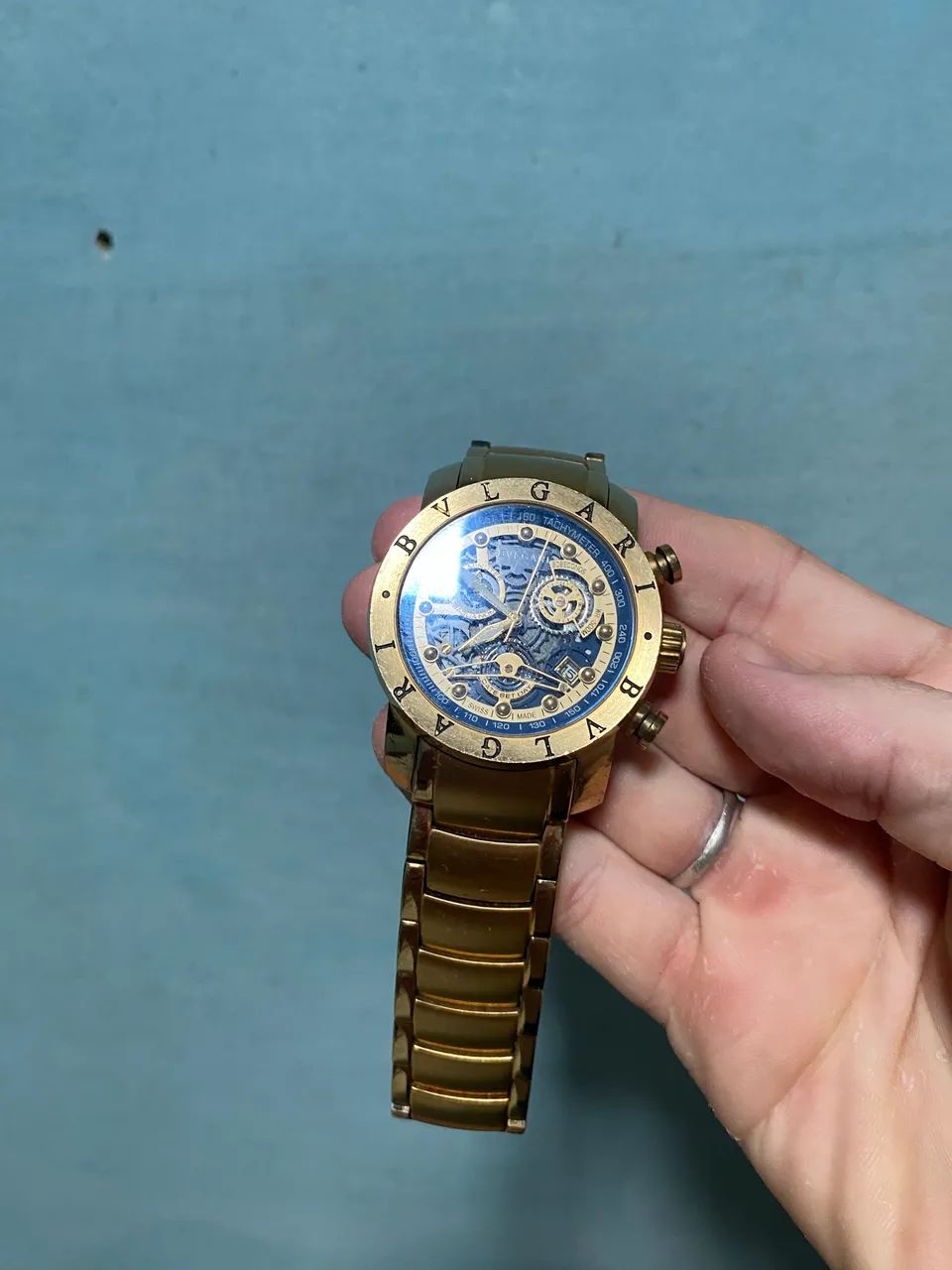 Relógio bvlgari dourado