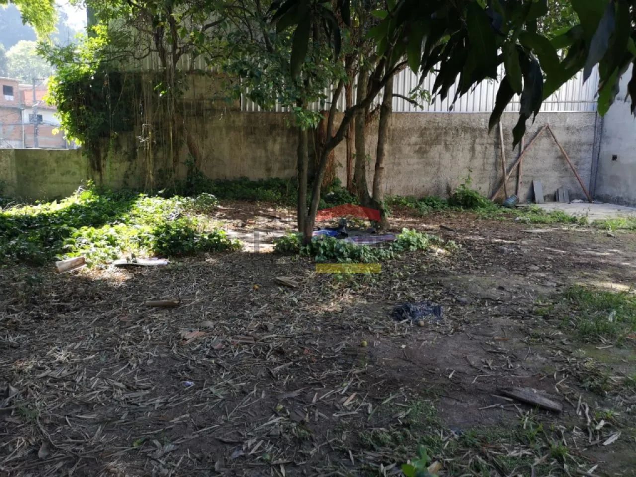 Terreno para Quadra Poliesportiva - Foto 2