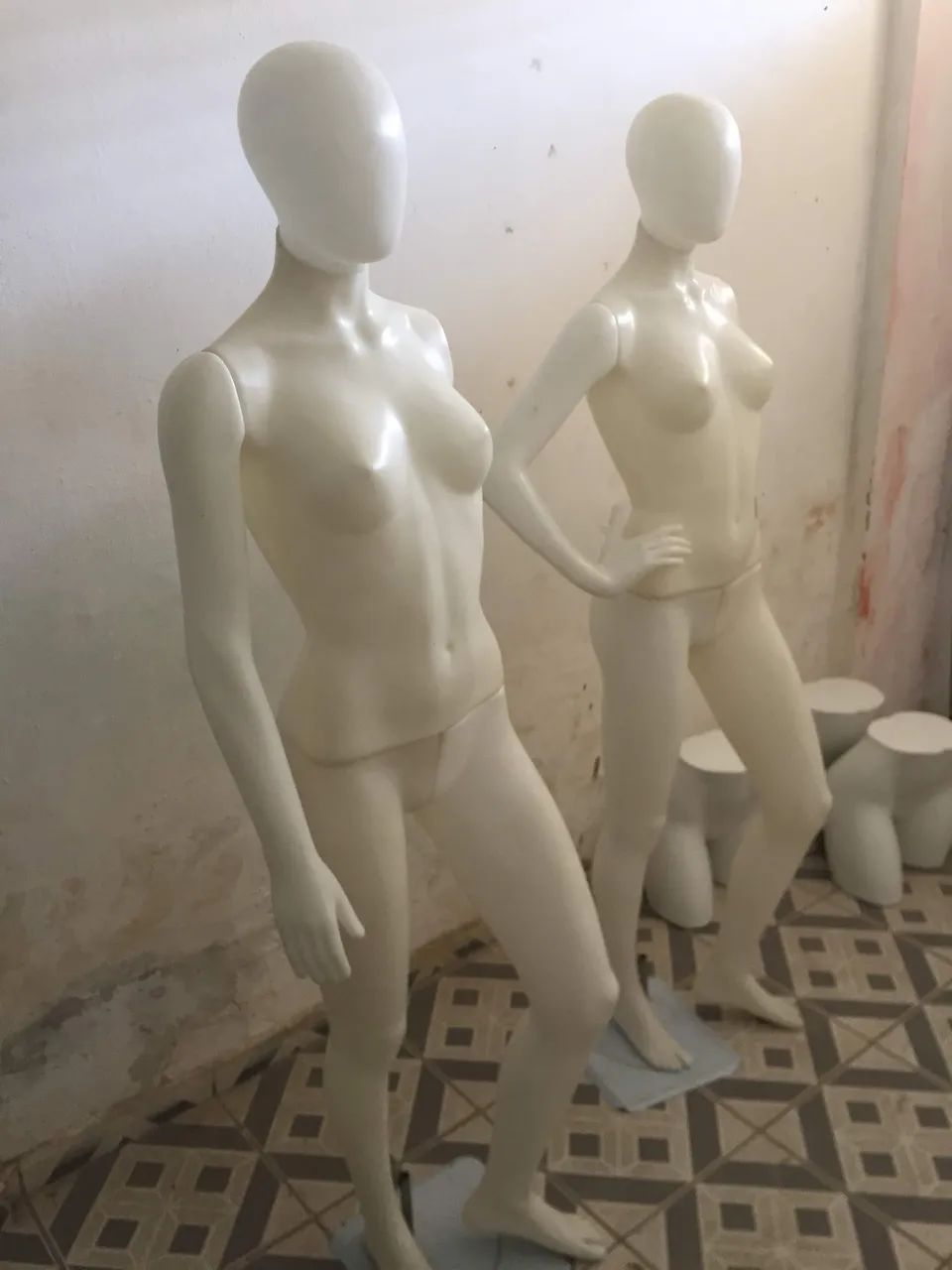 4 manequins, corpo feminino, 190,00 unidade - Foto 2