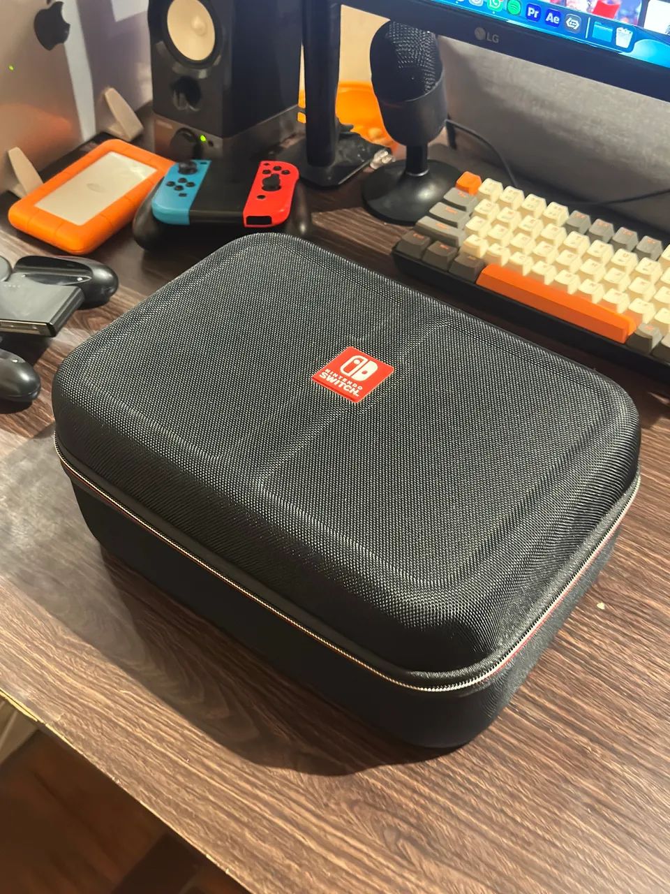 Nintendo Switch - Super Case - Foto 2