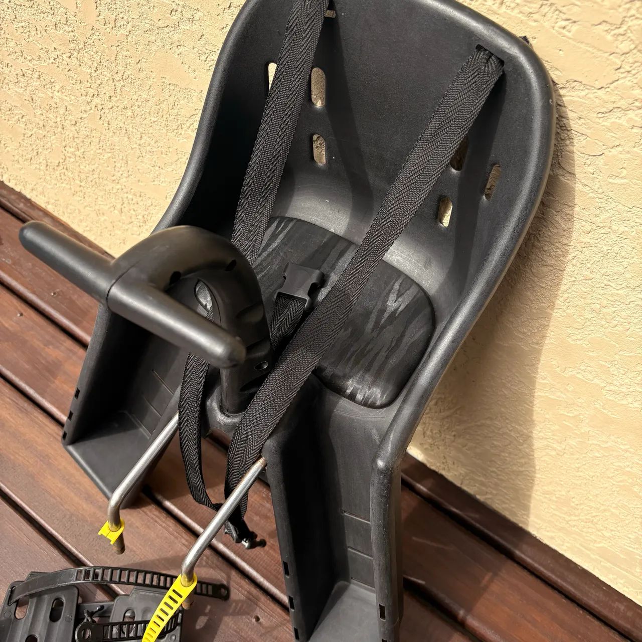 Cadeirinha infantil para bicicleta  - Foto 2