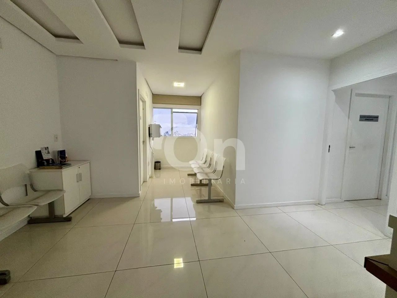 Sala Comercial à venda no Centro - Foto 2