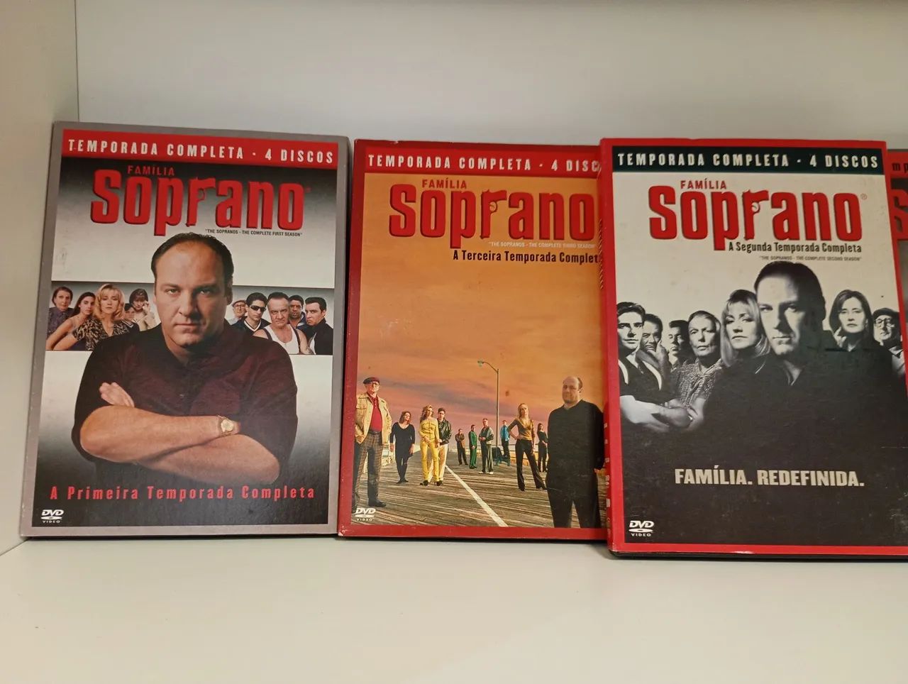 Box dvd Família Soprano completa com todas as temporadas. - CDs