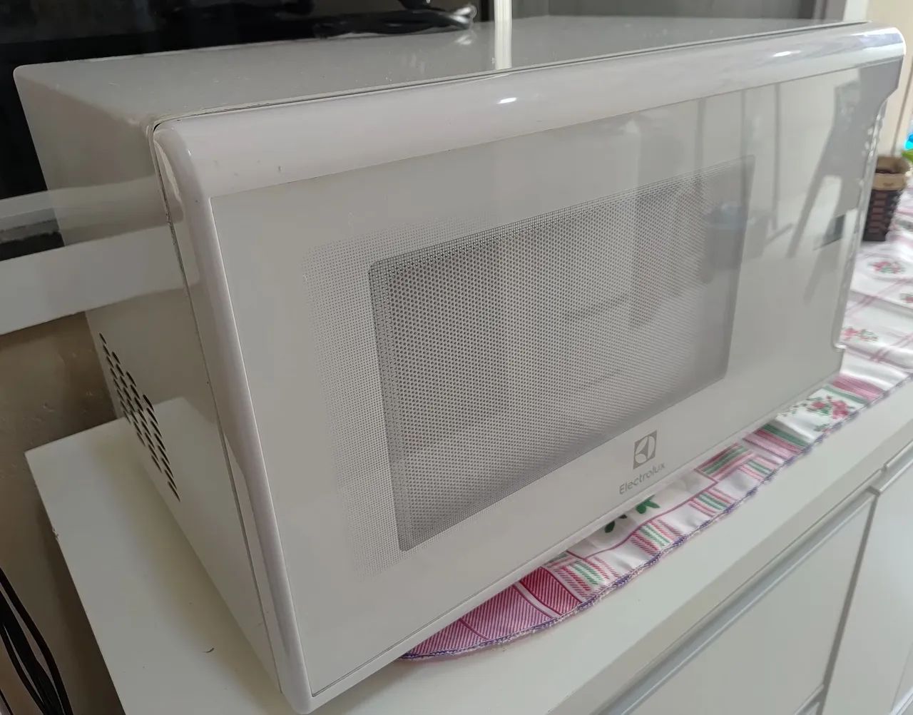 Microondas Eletrolux 31 litros - Foto 3