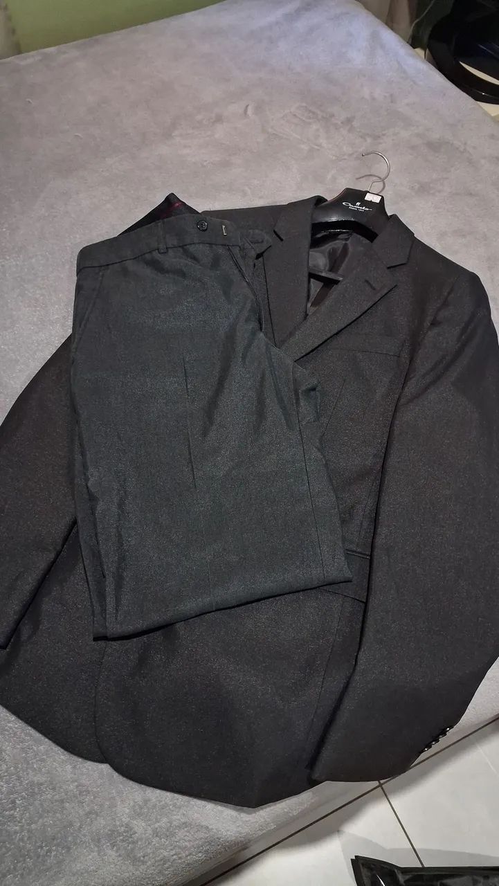 Terno Camelo preto tamanho 50 usado - Foto 4
