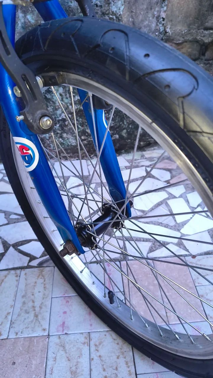 Bicicleta Infantil aro 20 (ESTADO NOVA) - Foto 2
