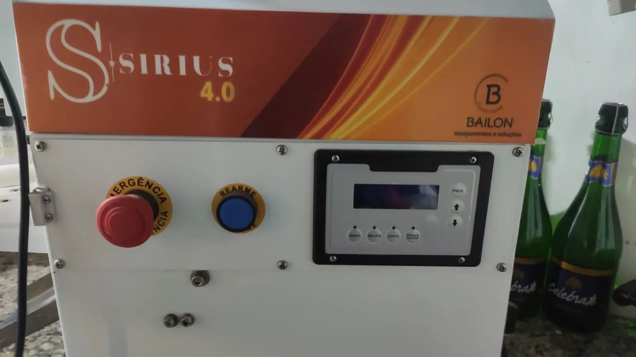 MAQUINA DE MODELAR SALGADOS  - Foto 4