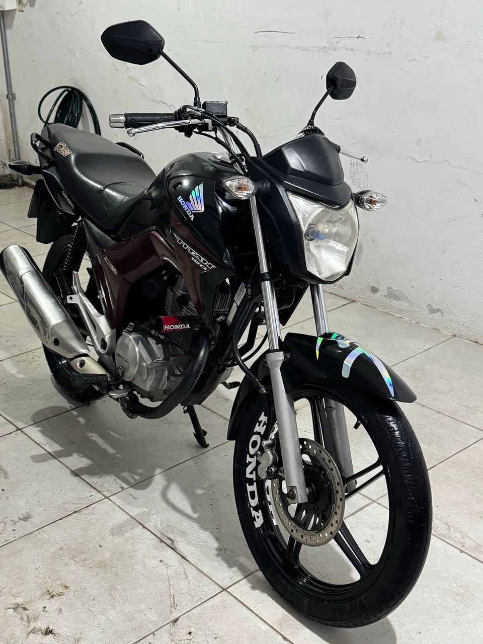 Titan 150 
