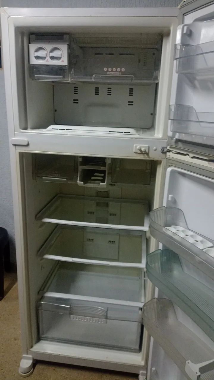 Geladeira Brastemp  - Foto 2