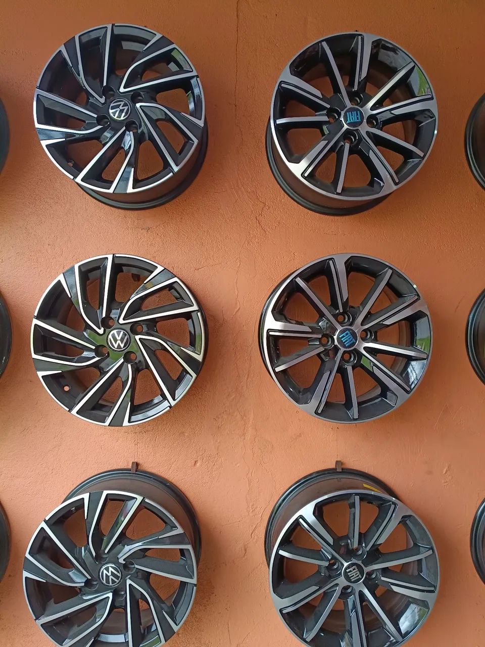 Aro 15 novo no ponto de colocar no seu carro 