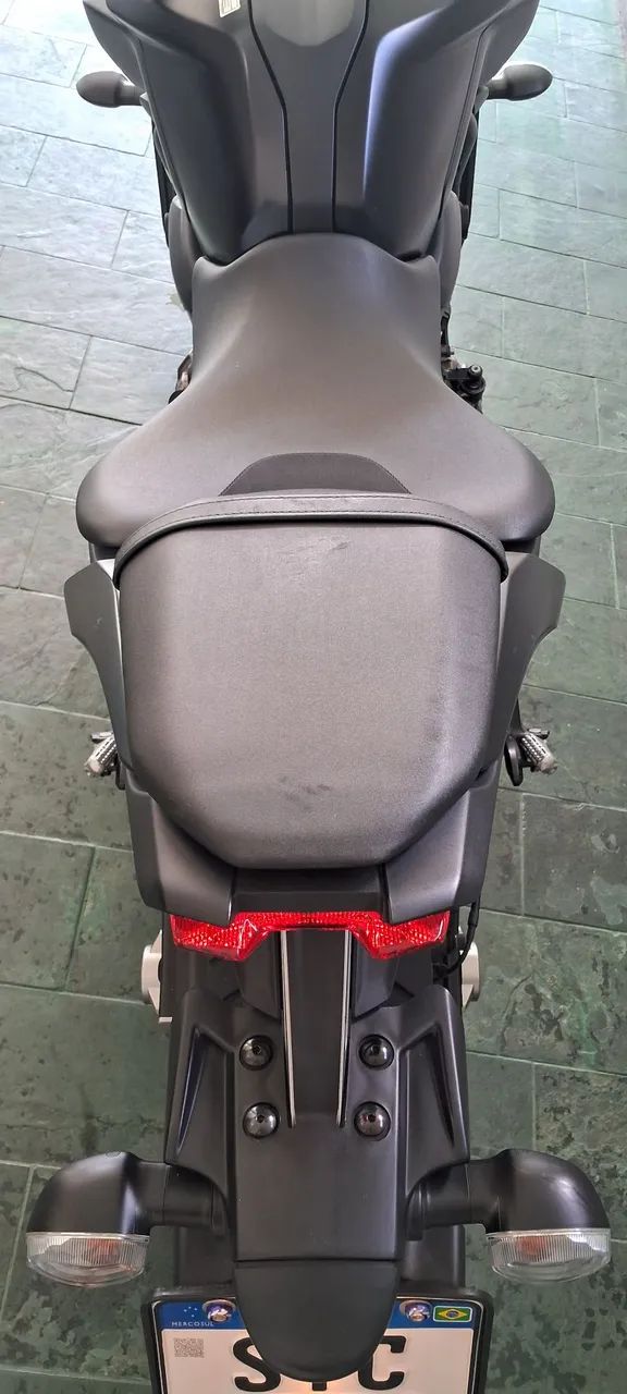  MT-07 ano 2024 com  2.800 km! - Foto 4