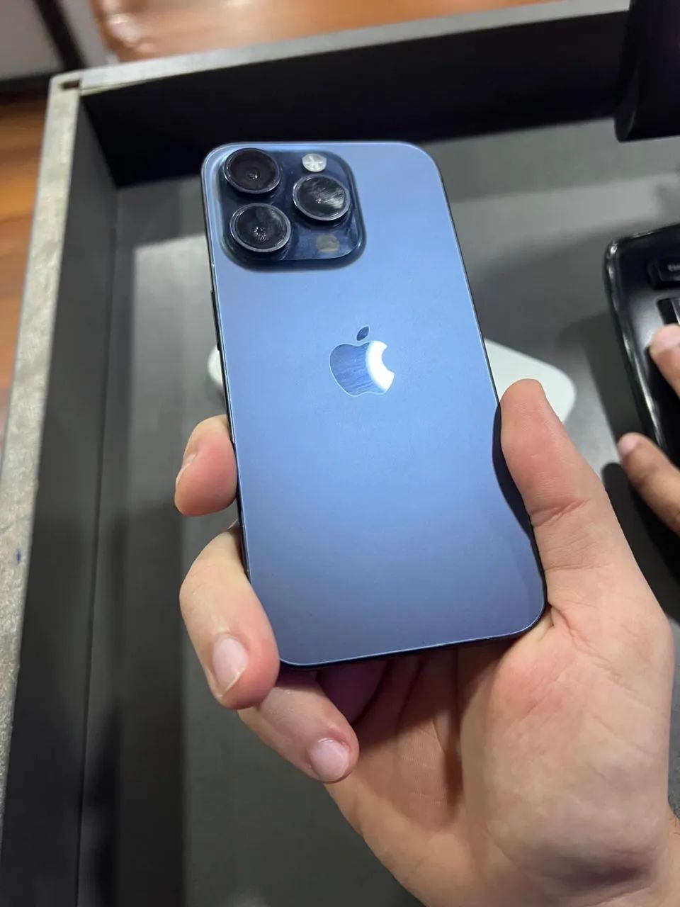 iPhone 15 PRO - Foto 2