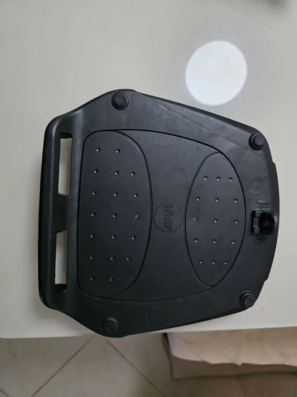 Bauleto givi 45 L com suporte para XTZ 250 - Foto 5
