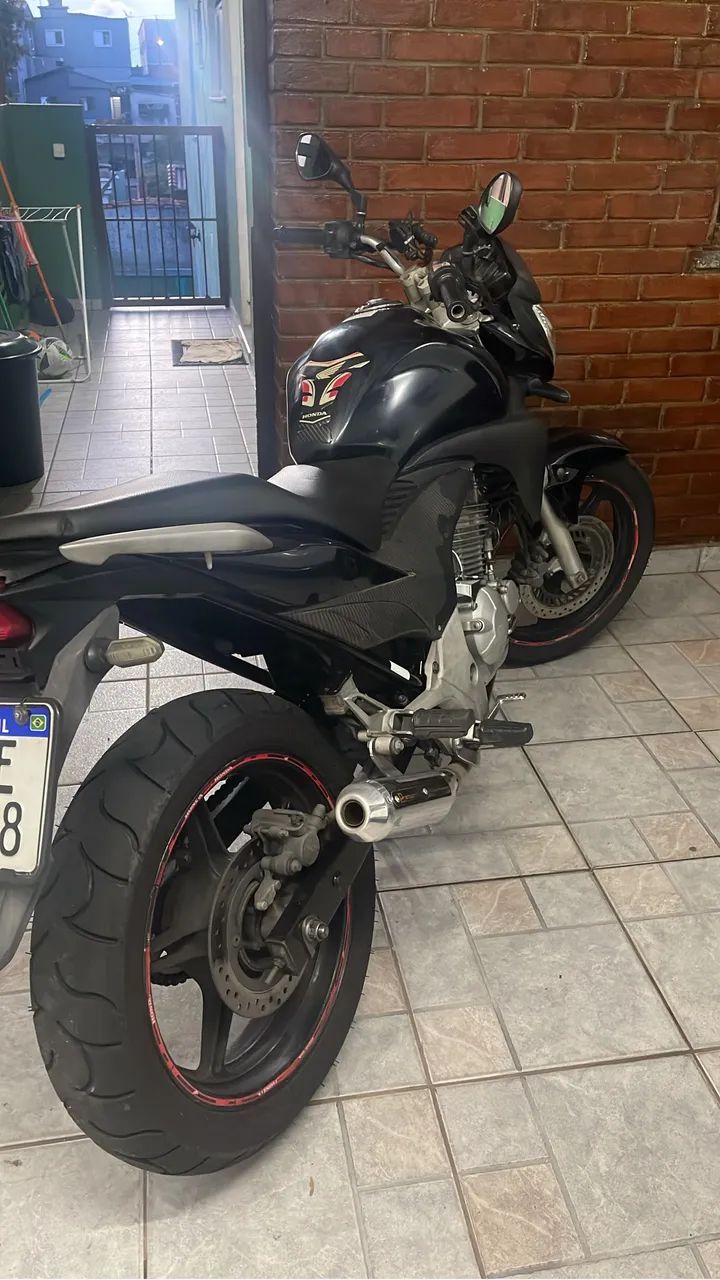 Cb 300  - Foto 3