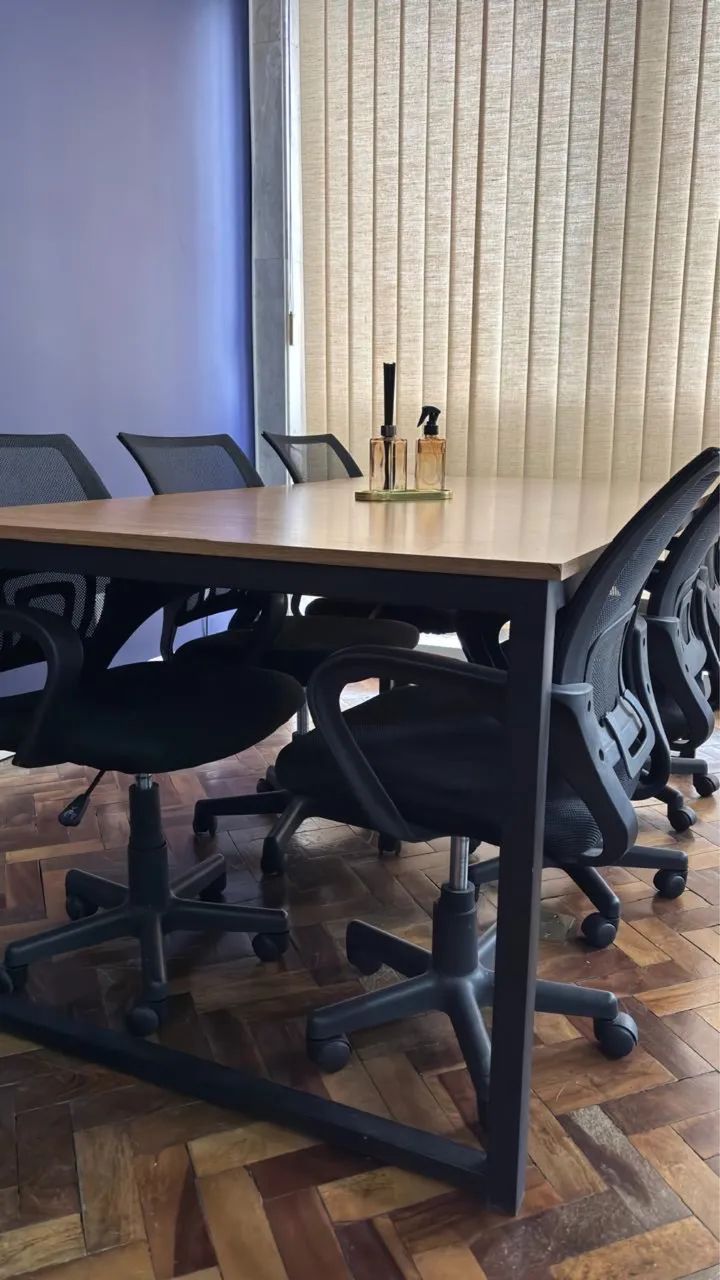MESA DE REUNIÃO 