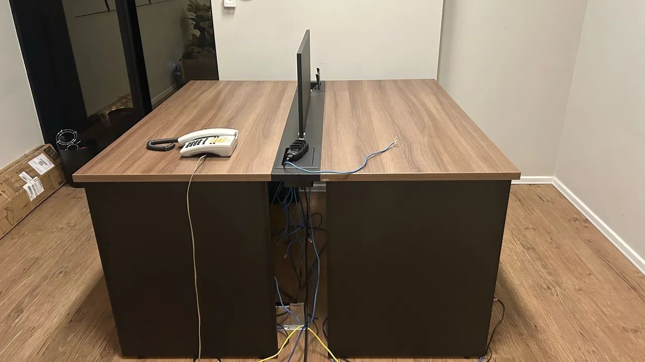 Mesa de escritório  - Foto 4