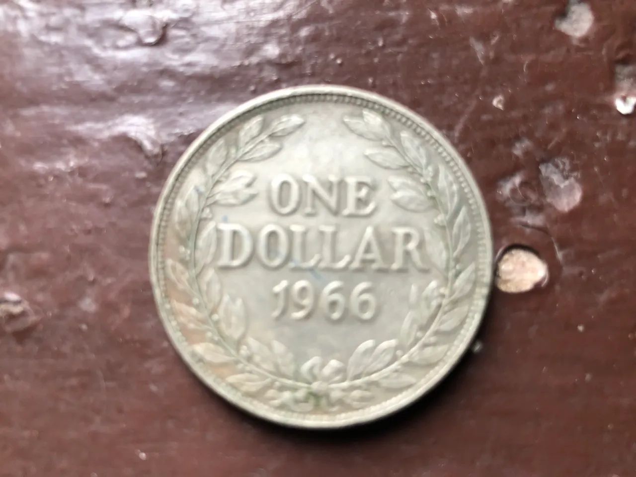 Moeda Republic of Liberia 1966 one dollar - Foto 2