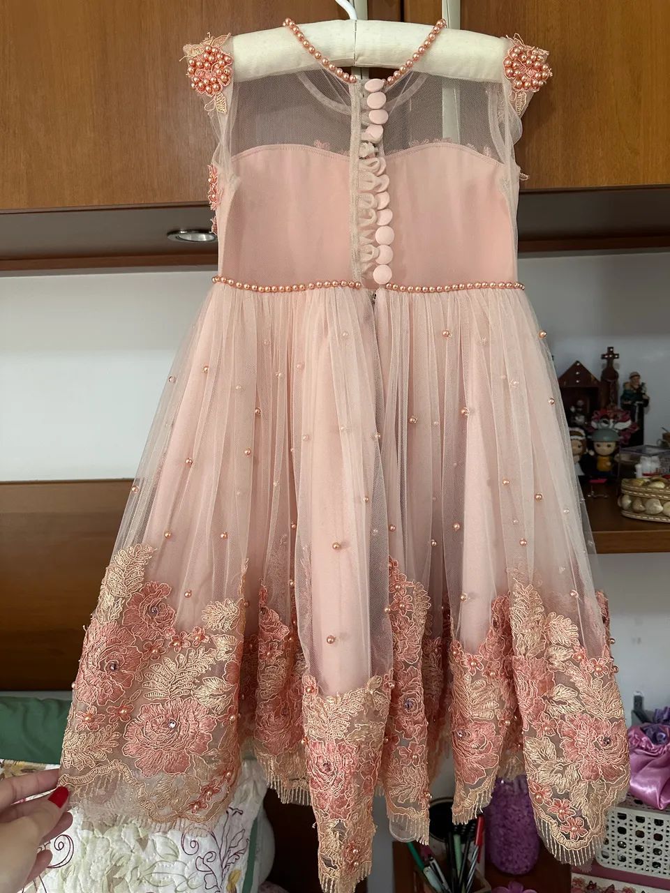 vestido infantil festa rosé com renda e pérolas - Foto 2