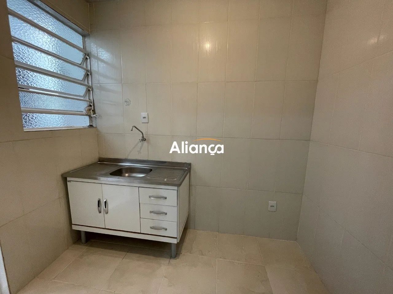 Apartamento para alugar com 1 dormitório, térreo no bairro Azenha em Porto Alegre/RS - Foto 6