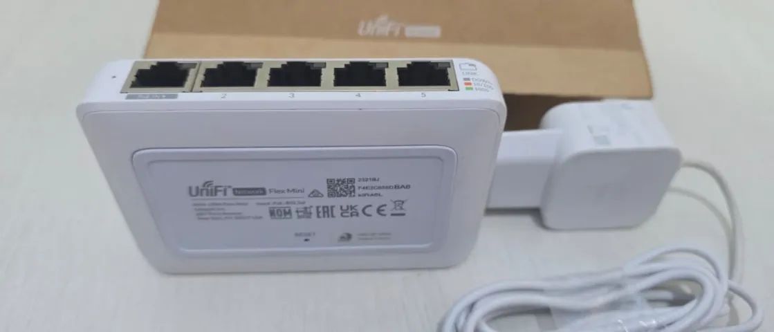 Ubnt Usw-flex-mini Unifi Switch 5p Gigabit Rj45 Poe