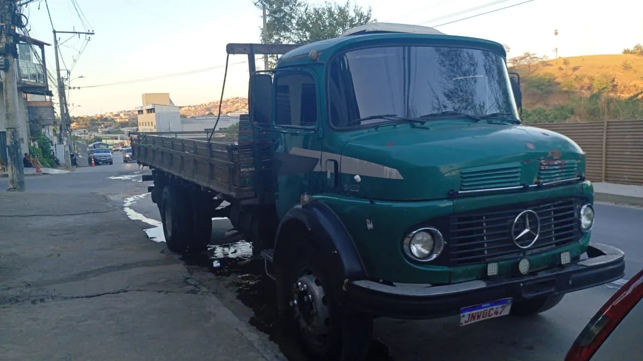Caminhão 1113 ano 82
