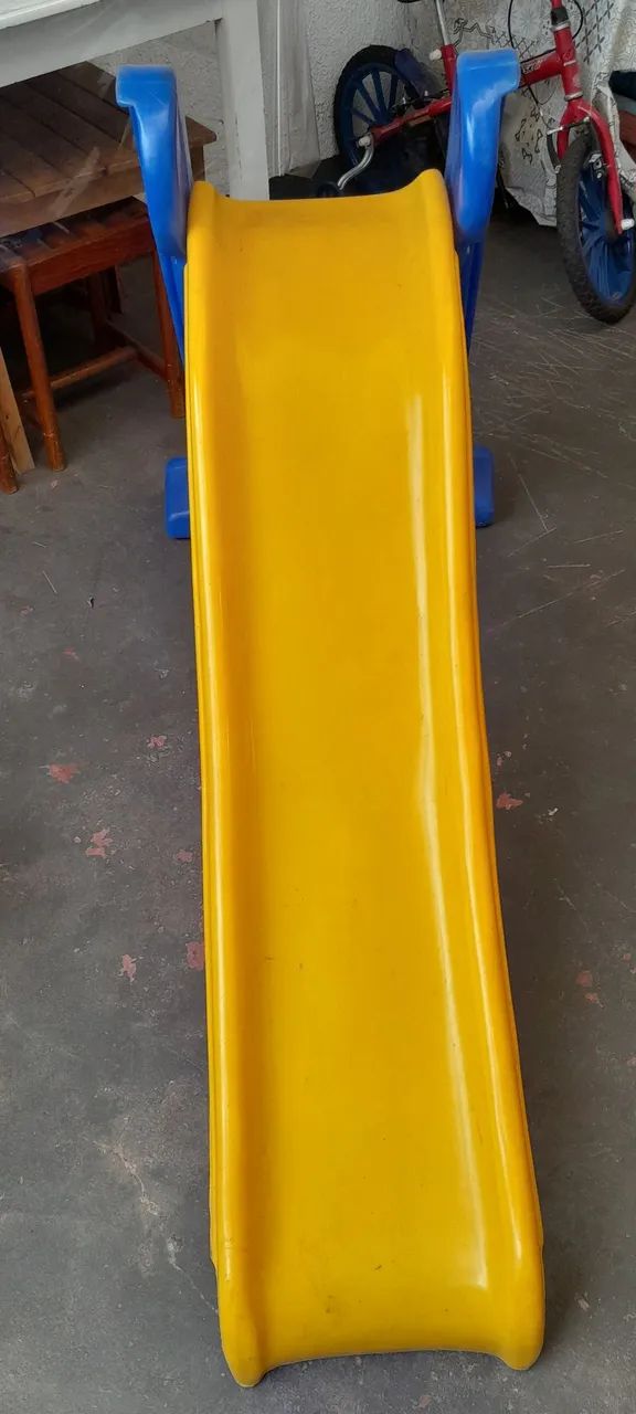 Escorregador infantil 