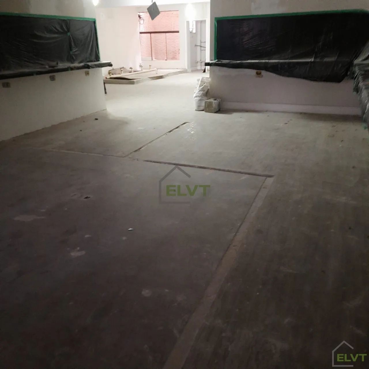 Salão comercial para alugar no bairro Centro de Osasco/SP com 240m²