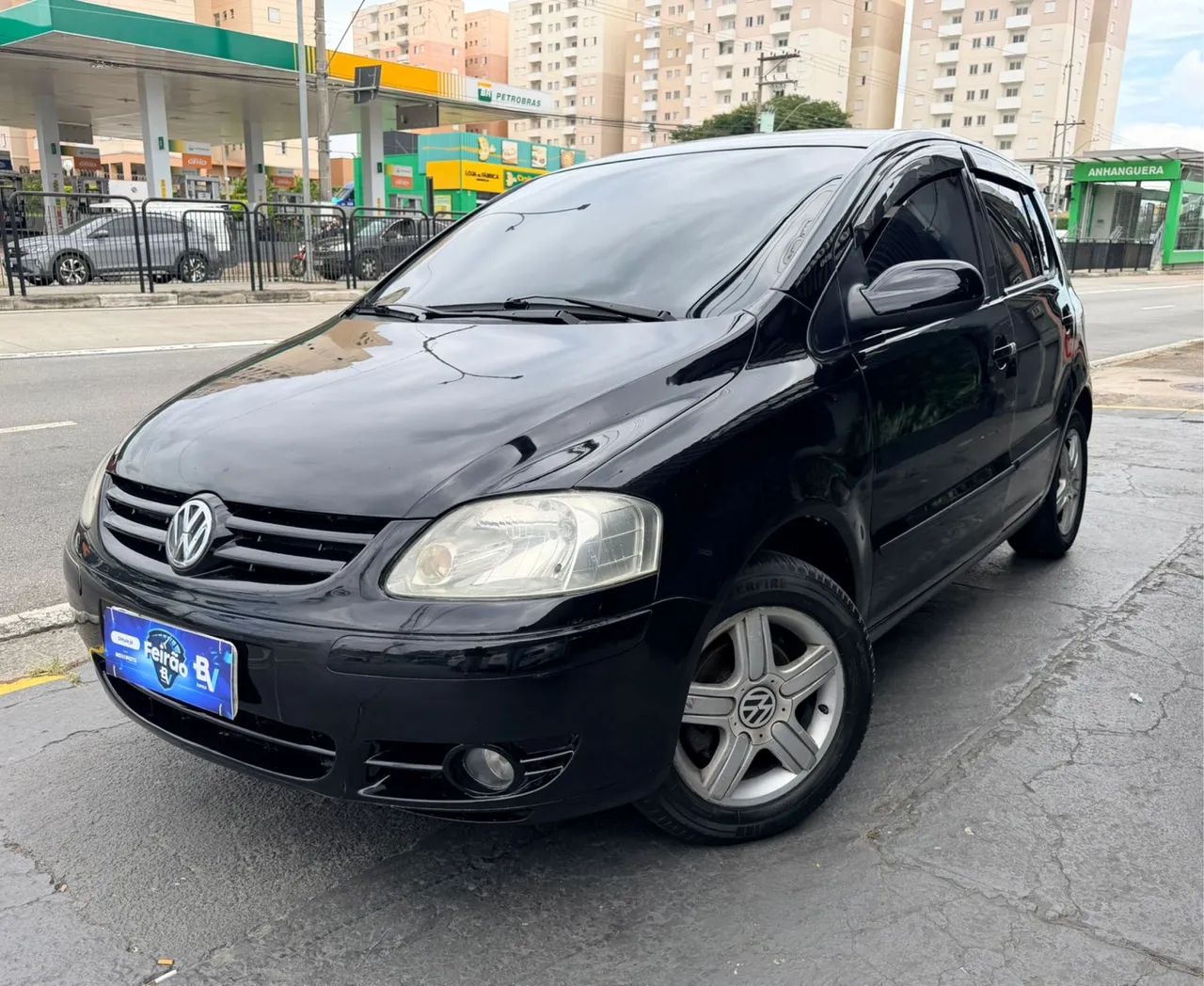 Volkswagen Fox Fox Plus 1.6Mi/ 1.6Mi Total Flex 8V 4p 2005