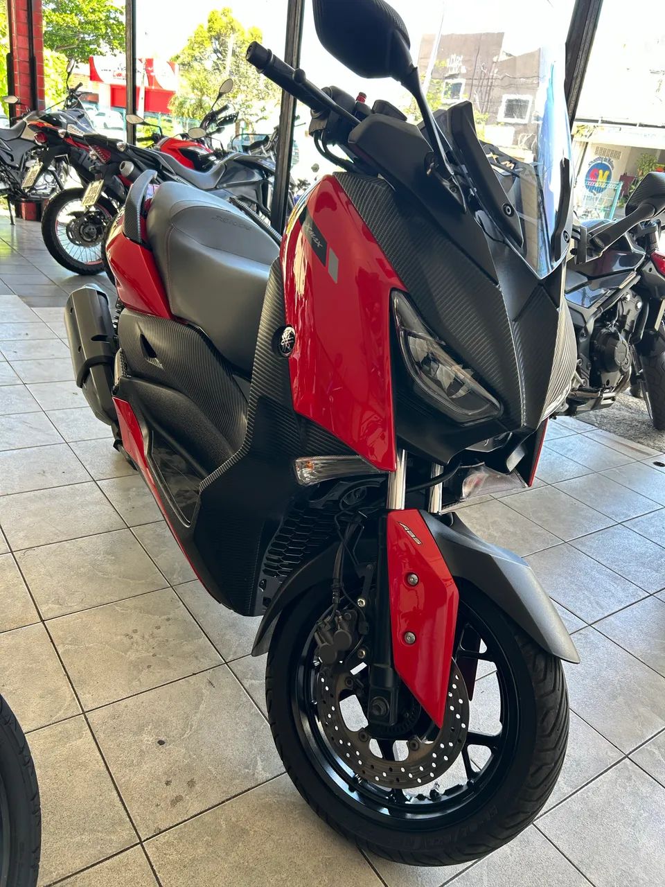 X-MAX 2023 ABS 