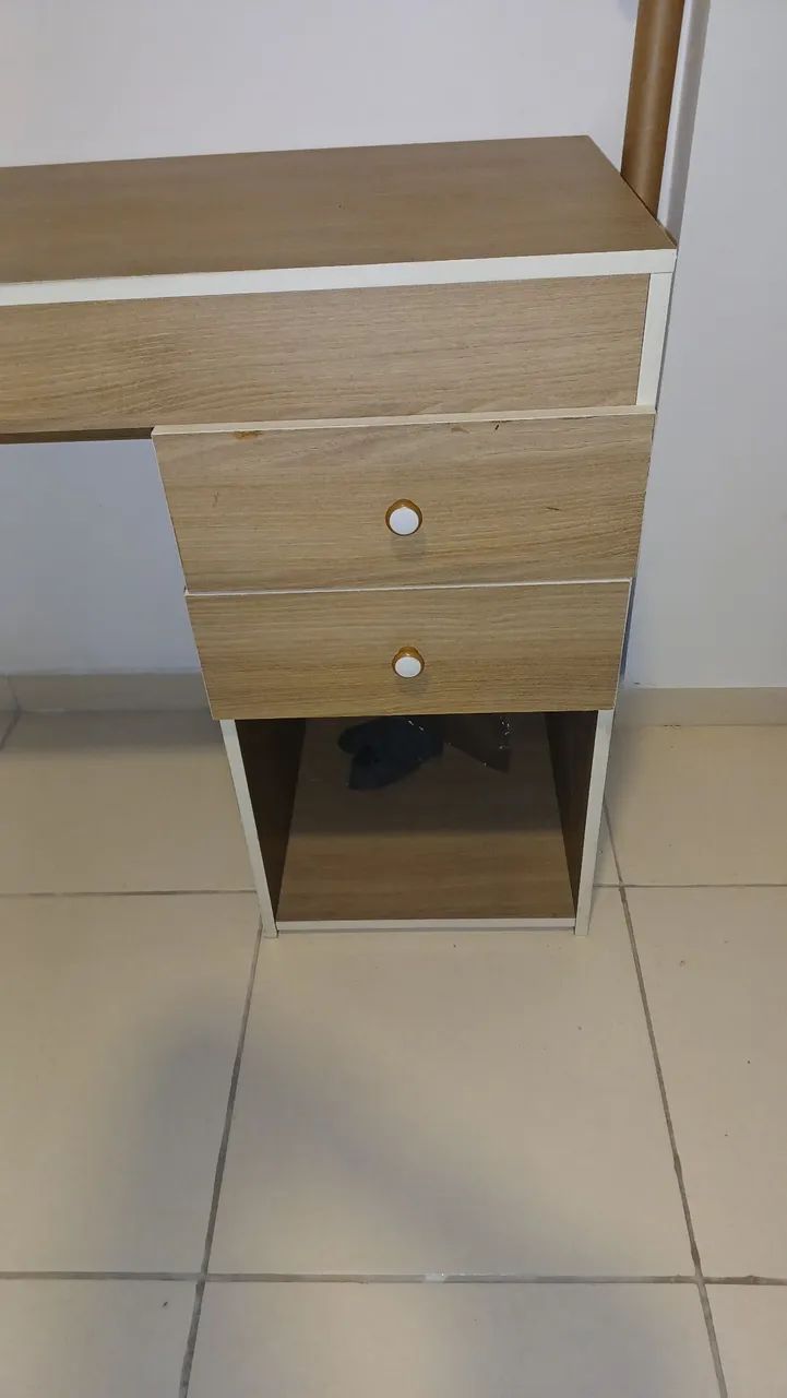 Mesa escrivaninha 1,20m com 2 gavetas  - Foto 3