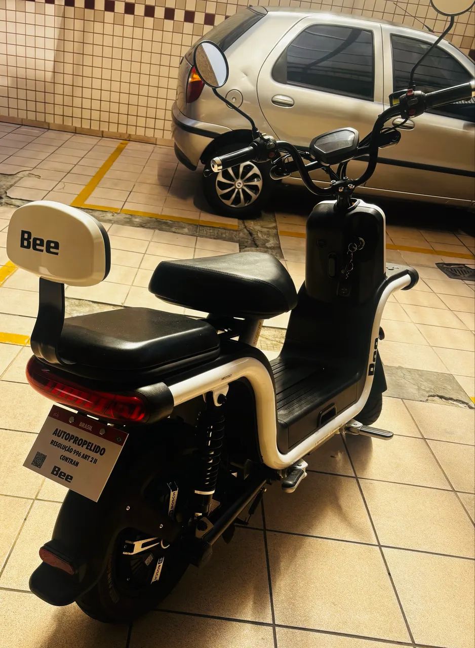 BEE U1 2024 - Foto 3
