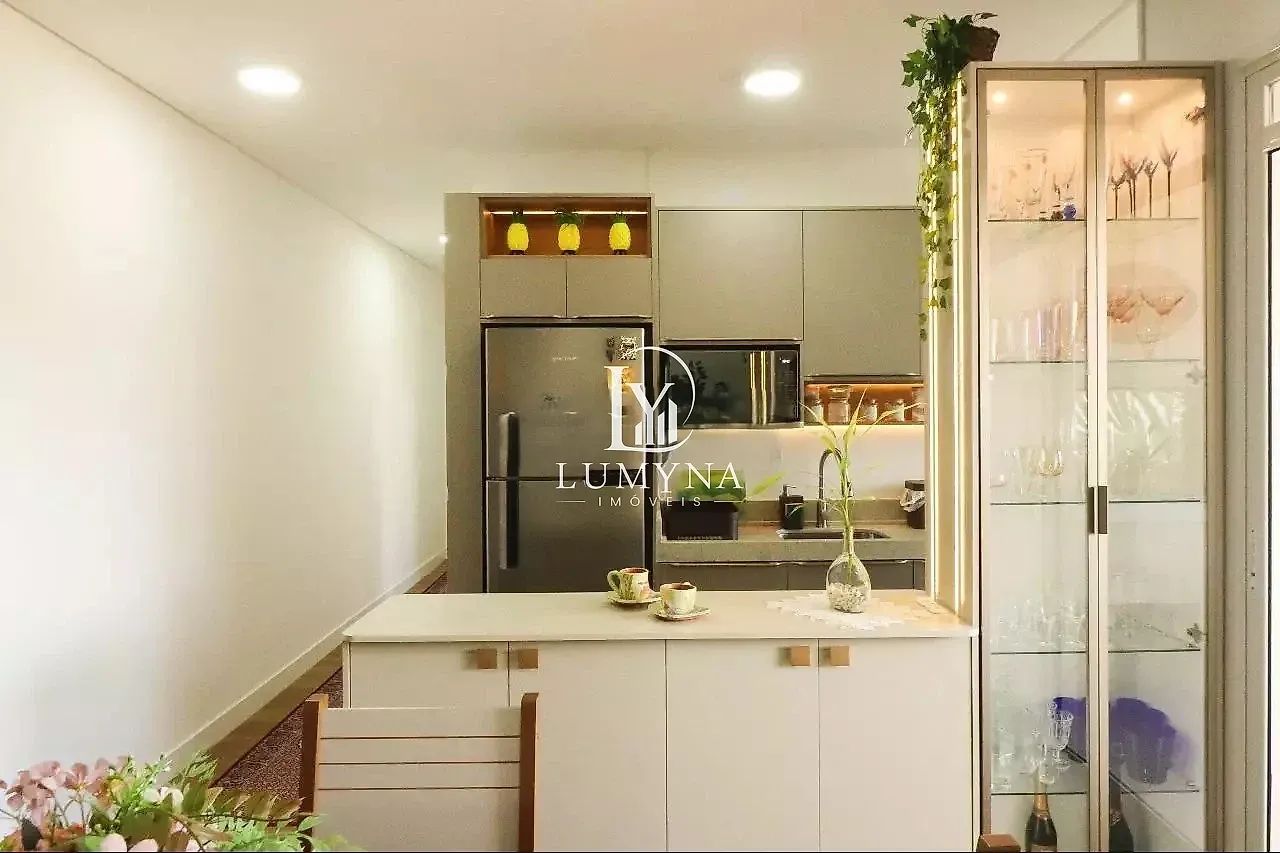 Apartamento com 2 quartos, 1 suíte com 80m2, 2 vagas de garagem - Foto 5