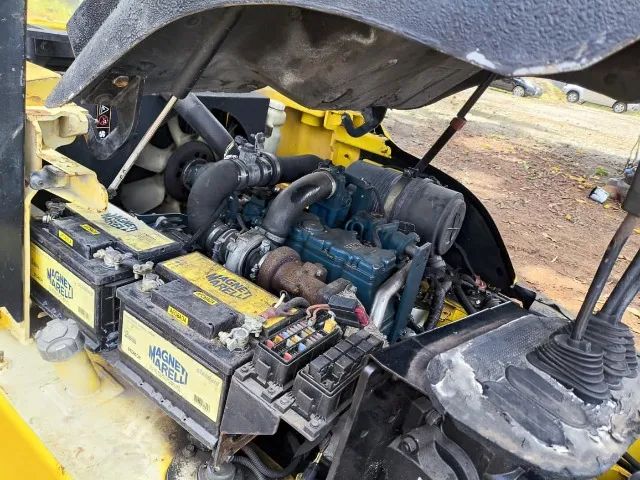 EMPILHADEIRA HYUNDAI 40D-9K - 4T 2016 - Foto 2