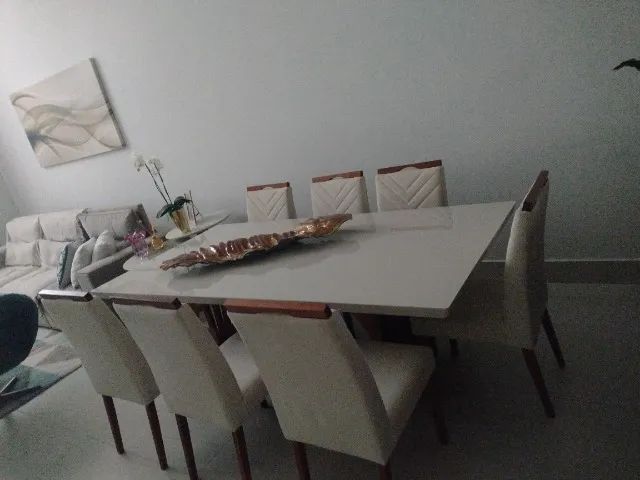 vendo linda mesa de jantar com 8 cadeiras  - Foto 3